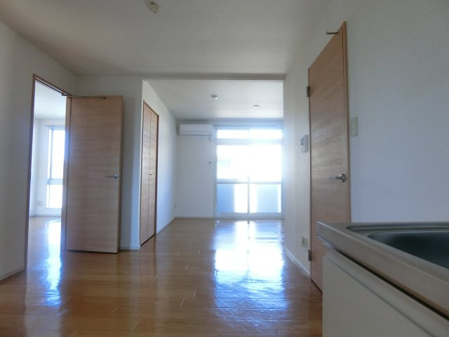 コーポ　エンナの居間・リビング