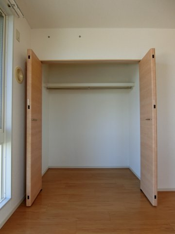 コーポ　エンナの収納