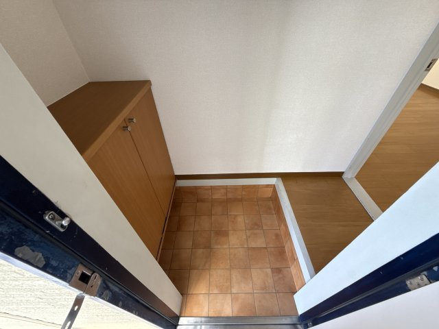 フラッツネオシティーの玄関