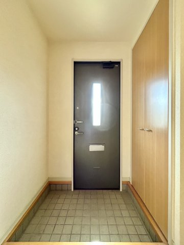 グランバリエ下山の玄関