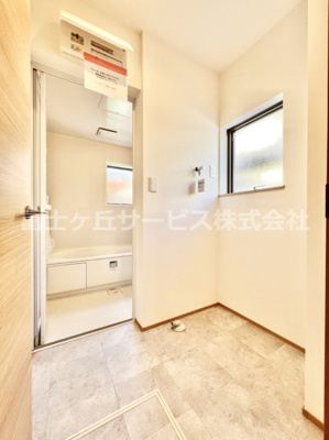 【脱衣所】 | 裾野市茶畑 2期 新築一戸建て | 脱衣場です