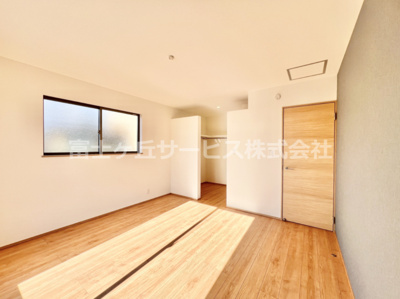 【寝室】 | 裾野市茶畑 2期 新築一戸建て | 8帖の寝室です