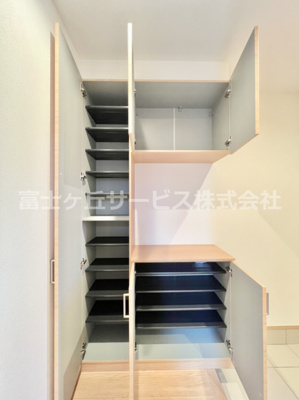 【収納】 | 裾野市茶畑 2期 新築一戸建て | こまごまとしたものを収納できそうですね