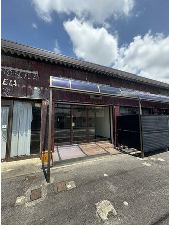 近江八幡市安土町下豊浦の店舗事務所の外観