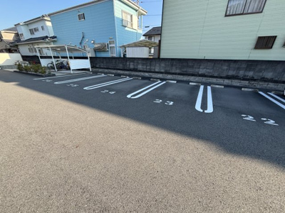 【駐車場】 | ハピネス