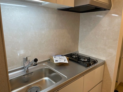 【キッチン】 | カサ・ヴィアーレⅡ | コンパクトなキッチンで掃除もラクラク