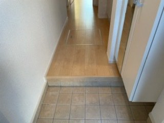 【玄関】 | カサ・ヴィアーレⅡ | シンプルで使いやすい玄関です