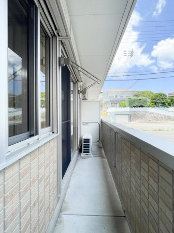 神戸市北区鈴蘭台北町３丁目のアパートのバルコニー