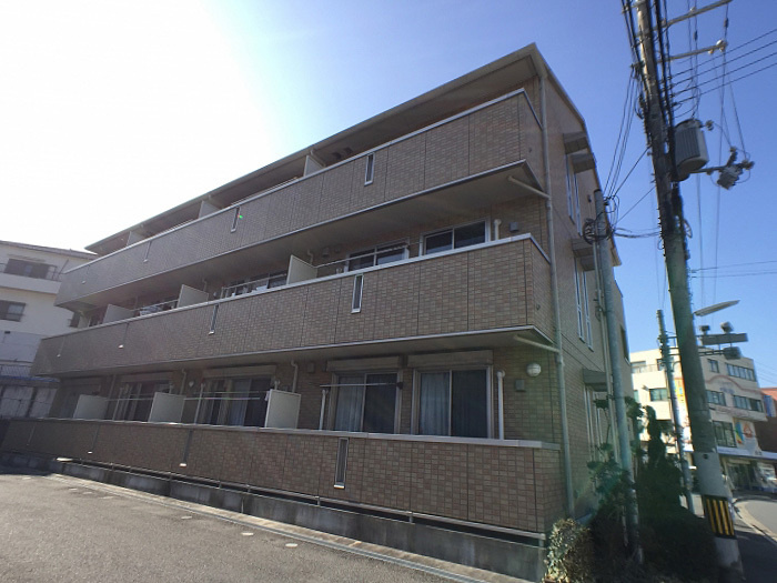 神戸市北区鈴蘭台北町３丁目のアパートの外観