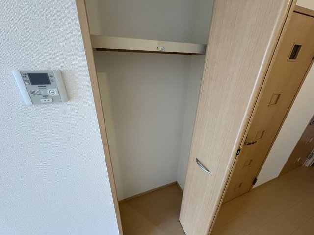 神戸市北区鈴蘭台北町３丁目のアパートの収納