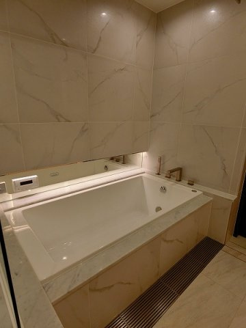 港区三田２丁目の賃貸マンションの浴室