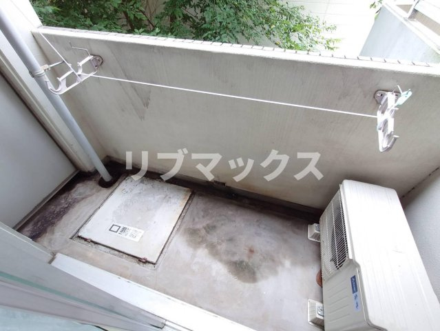 【バルコニー】