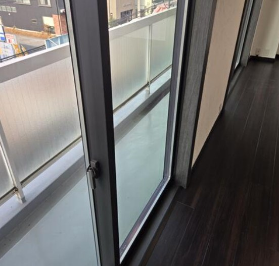 高知市南ノ丸町　ASハイライン3階のその他|リビング掃き出し窓はペアガラスに交換済み（断熱・遮音）