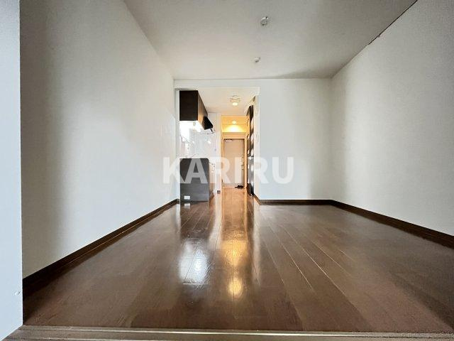 アーバネックス京橋プライマリーワンの居間・リビング|同物件別部屋の写真です