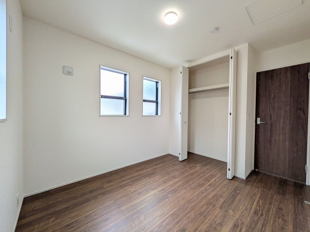 八王子市　下恩方町　新築一戸建て　１期の収納|～収納力の高いクローゼット完備～