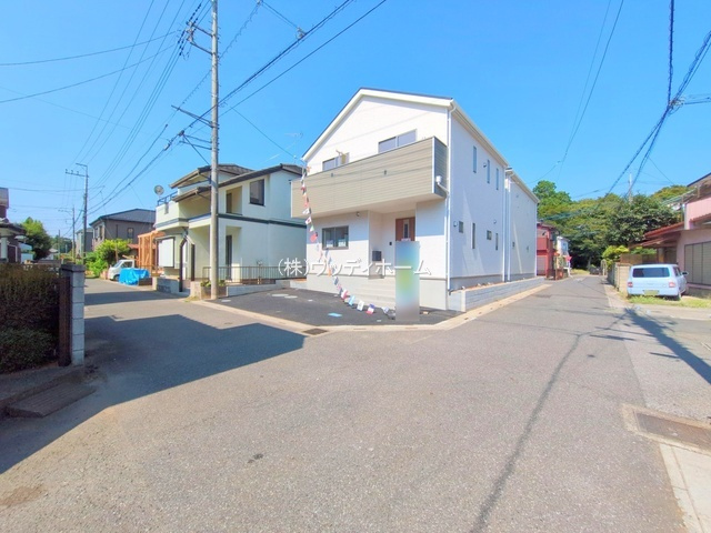 春日部市内牧第7　新築一戸建て　2号棟の前面道路含む現地写真