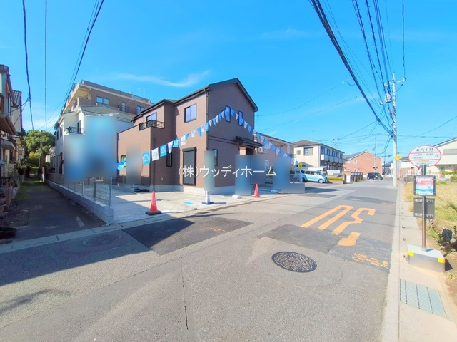 春日部市粕壁東Ⅰ　新築一戸建て　B号棟の前面道路含む現地写真