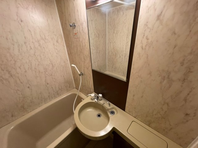 トーカン柏キャステールの浴室