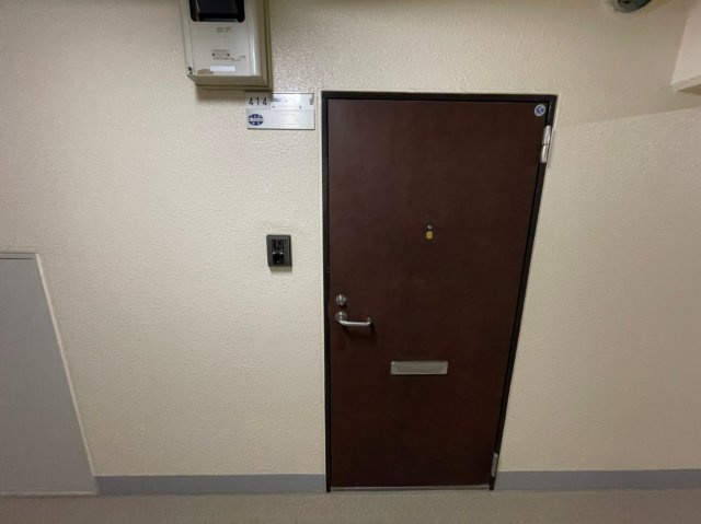 トーカン柏キャステールの玄関