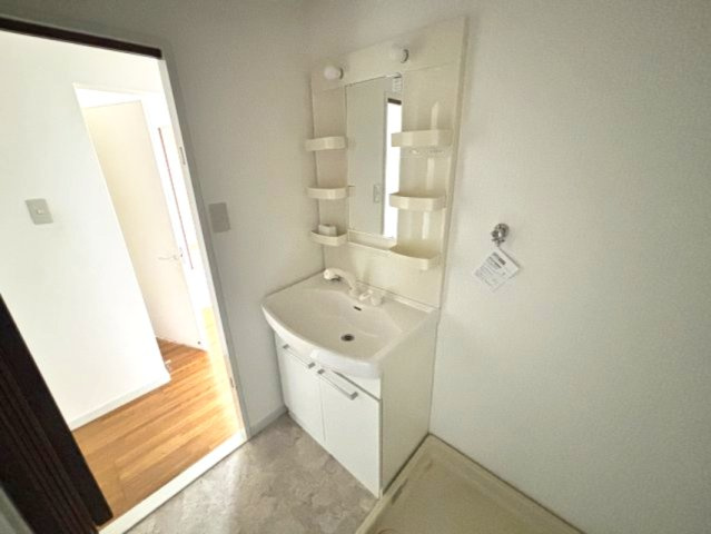 ハイム屋敷本の独立洗面台