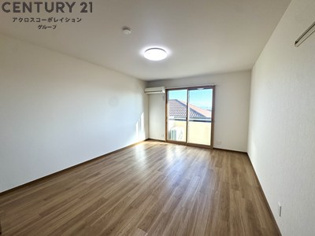 殿山タウンハウス（西側）の洋室