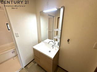 独立洗面化粧台付きでおすすめです！
