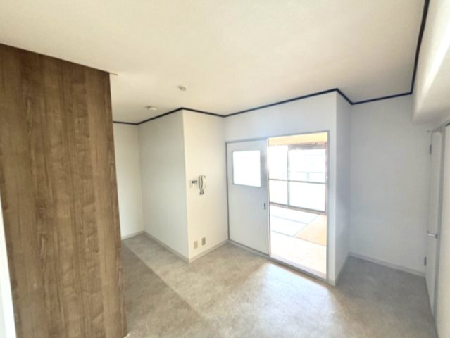 ハイム屋敷本の居間・リビング