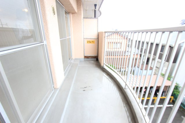 伊藤ハイツのバルコニー