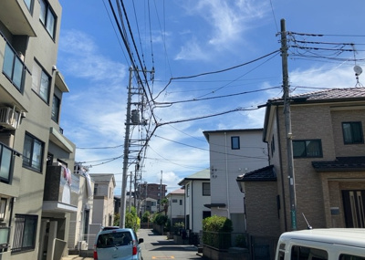 【展望】 | コンセリオ古淵 | 眺望を気にして物件を探す場合、前面に建物が建っていないか現地で確認しましょう！前面に建物があると景色はもちろん、日当たりや風通しにも影響が出てきます。住んだ時のことを想像しながら現地見学をしましょう。