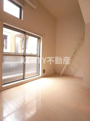 【居間・リビング】 | レジディス羽田 | おしゃれな居間です