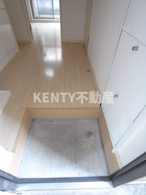 【玄関】 | レジディス羽田 | 玄関です