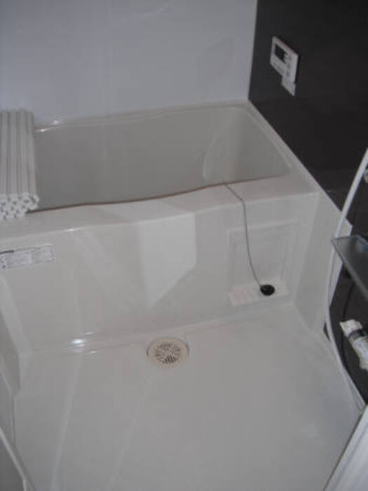 イーストヒルズ高松　Dの浴室