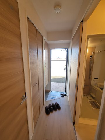 エバーグリーンの玄関