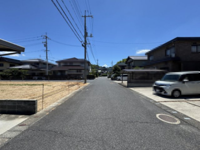 【前面道路含む現地写真】 | 錦海町2丁目売地