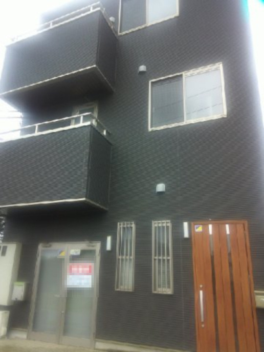 千葉市花見川区三角町の事務所