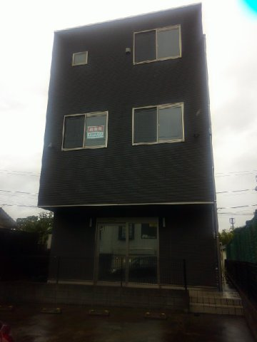 千葉市花見川区三角町の事務所