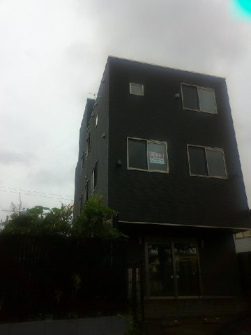 千葉市花見川区三角町の事務所