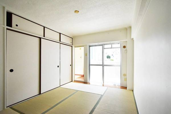 ビレッジハウス勝田2号棟の居間・リビング|ビレッジハウスの同一物件・同一タイプの間取りの写真です