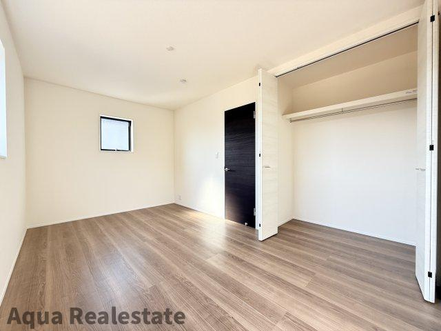 リーブルガーデン丸亀市津森町第三の収納|たっぷりとした収納スペースです