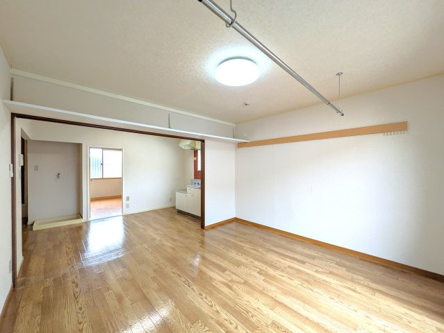 サンタバーバラ　Bの内装