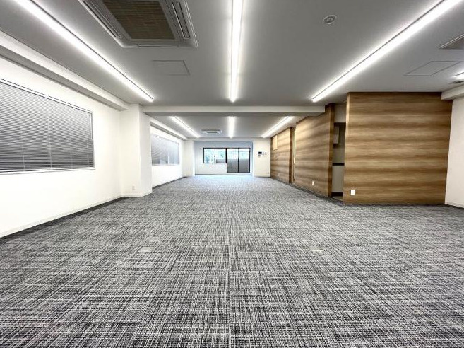 神戸市兵庫区浜崎通　一棟売収益ビルの内装