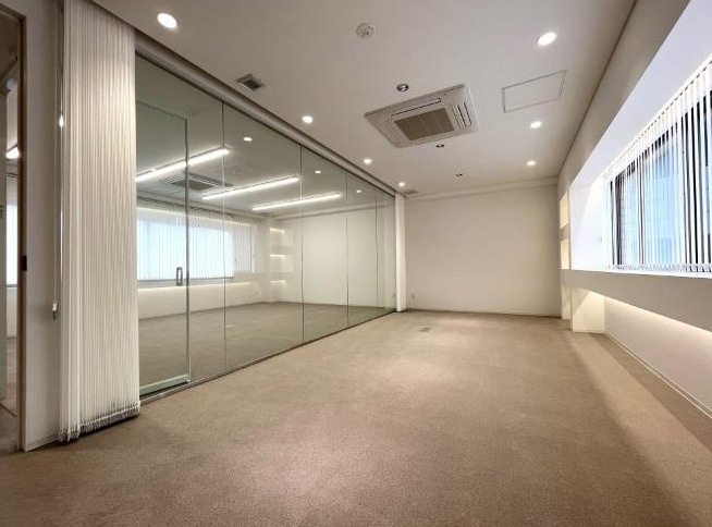 神戸市兵庫区浜崎通　一棟売収益ビルの内装