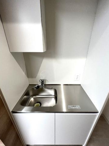 神戸市兵庫区浜崎通　一棟売収益ビルのキッチン