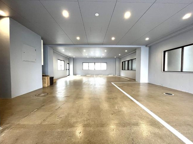 神戸市兵庫区浜崎通　一棟売収益ビルの内装