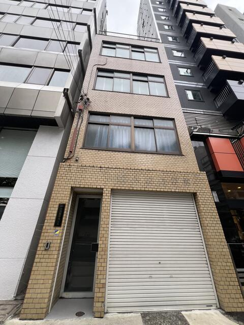 ㈱小宮製作所ビル