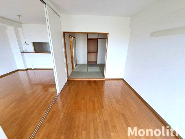 カトルセゾンの洋室