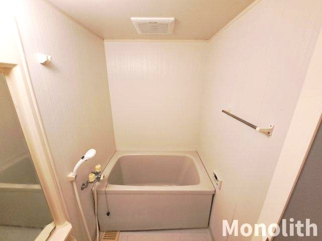 カトルセゾンの浴室