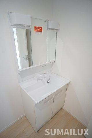 クレイドルガーデン菊陽町津久礼の独立洗面台