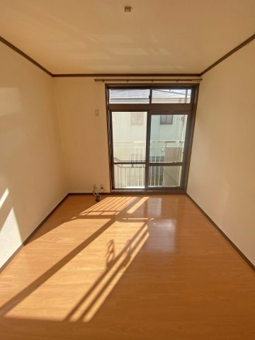 シティハイム佐藤の洋室