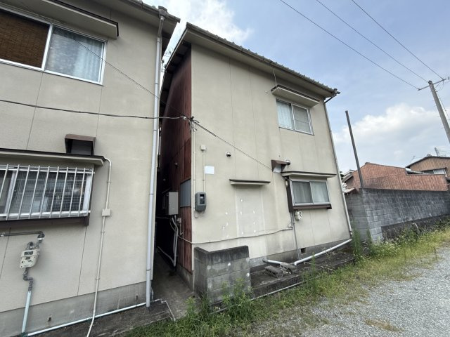 北今宿三木貸家2棟の外観